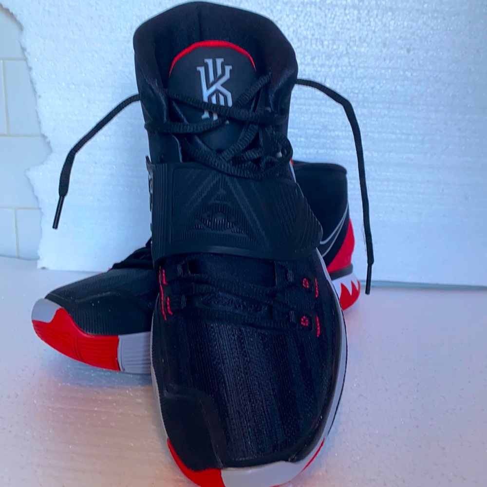 Kyrie 6